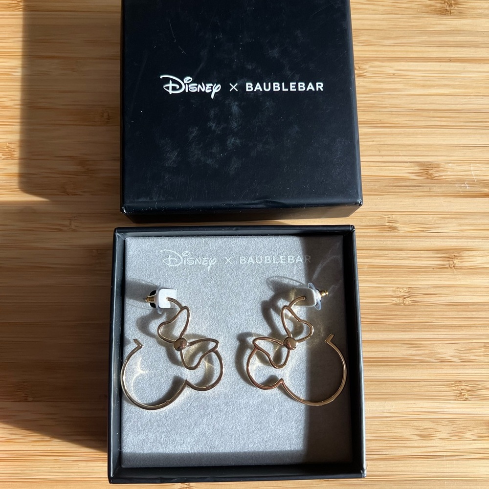 New Minnie Mouse Hoop Earrings! DISNEY X BAUBLEBAR